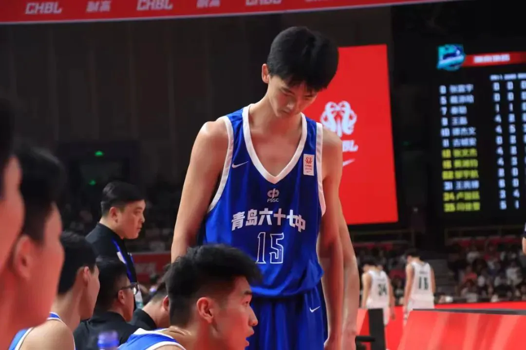刻苦训练篮球时如何避免受伤的建议_2
